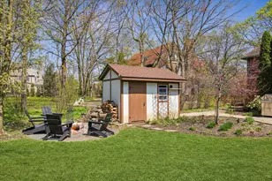 1018 Eastwood Rd, Glencoe, IL 60022 - Photo 50