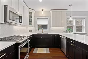 3422 N Bosworth Ave, Chicago, IL 60657 - Photo 4