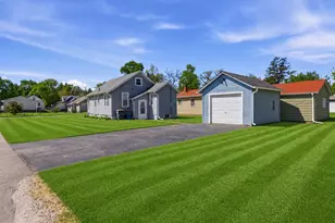 809 W Park Ave, Aurora, IL 60506 - Photo 20