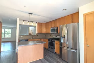 723 River Walk Dr, Wheeling, IL 60090 - Photo 6