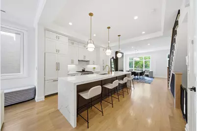 3250 N Racine Avenue #2, Chicago, IL 60657 - Photo 2