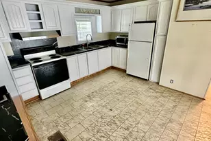19900 128th St, Bristol, WI 53104 - Photo 10
