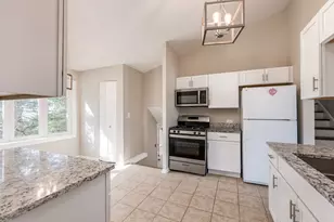 9804 N Lauren Ln, Niles, IL 60714 - Photo 16