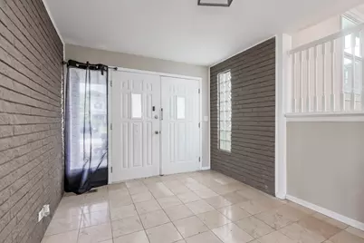 9804 N Lauren Lane, Niles, IL 60714 - Photo 2