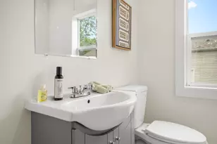 15818 Willard Ave, Harvey, IL 60426 - Photo 14