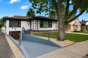 9539 Lorel Ave, Skokie, IL 60077 - Photo 2