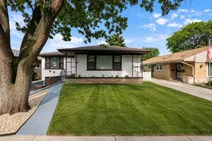 9539 Lorel Ave, Skokie, IL 60077 - Photo 1