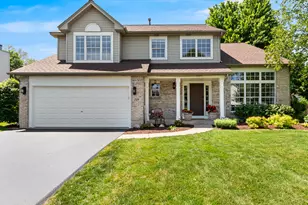 329 Millstream Ln, Oswego, IL 60543 - Photo 2