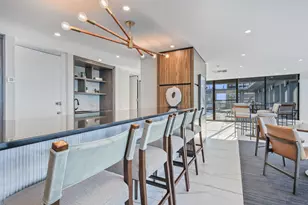 260 E Chestnut St, Chicago, IL 60611 - Photo 42