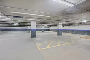 260 E Chestnut St, Chicago, IL 60611 - Photo 54
