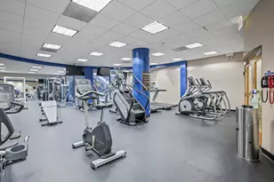 260 E Chestnut St, Chicago, IL 60611 - Photo 48