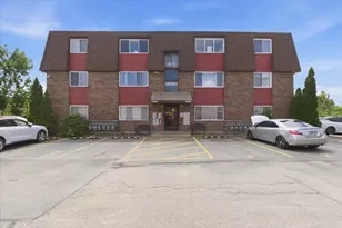 3846 25th Ave, Schiller Park, IL 60176 - Photo 1
