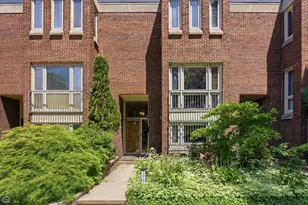 2733 S Michigan Ave, Chicago, IL 60616 - Photo 1