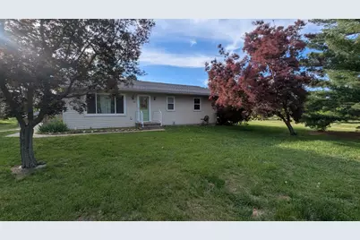 521 12th Street, Erie, IL 61250 - Photo 2