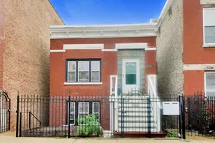2441 W Augusta Blvd, Chicago, IL 60622 - Photo 1
