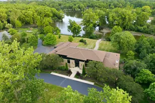 88 Riverwood Dr, Oswego, IL 60543 - Photo 8