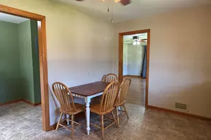 263 N Park Rd, Herscher, IL 60941 - Photo 12