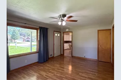 263 N Park Road, Herscher, IL 60941 - Photo 6