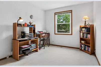1011 Woodbridge Drive, Cary, IL 60013 - Photo 16
