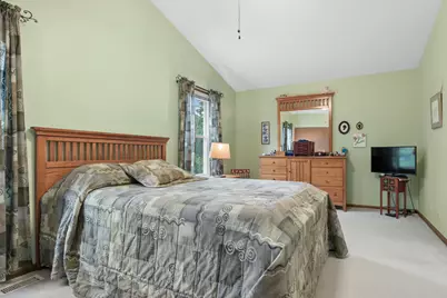 1011 Woodbridge Drive, Cary, IL 60013 - Photo 18