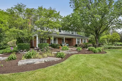 1550 Banbury Road, Inverness, IL 60067 - Photo 1