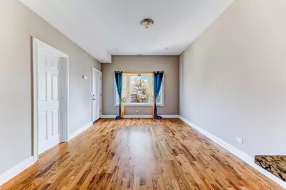 820 N Monticello Avenue, Chicago, IL 60651 - Photo 4