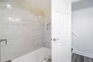 16813 89th Ave, Orland Hills, IL 60487 - Photo 12