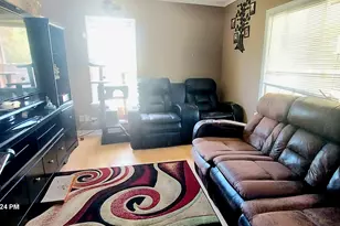 223 N Sumner Ave, Aurora, IL 60505 - Photo 20