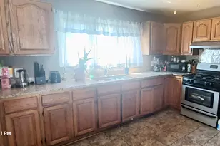 223 N Sumner Ave, Aurora, IL 60505 - Photo 14