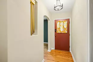 325 Lambert Rd, Glen Ellyn, IL 60137 - Photo 8
