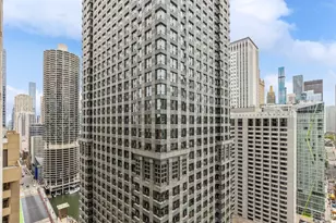 200 N Dearborn St, Chicago, IL 60601 - Photo 10
