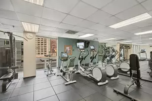 200 N Dearborn St, Chicago, IL 60601 - Photo 14