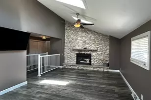 12795 Lawrence Rd, Sterling, IL 61081 - Photo 14