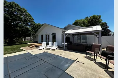 12795 Lawrence Road, Sterling, IL 61081 - Photo 6