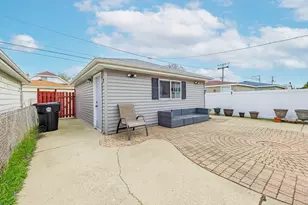 3739 Clinton Ave, Berwyn, IL 60402 - Photo 38