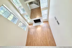 1329 Newport St, Mundelein, IL 60060 - Photo 12