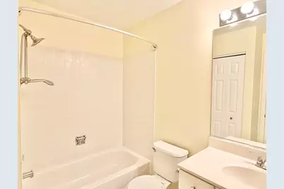 1329 Newport Street, Mundelein, IL 60060 - Photo 22