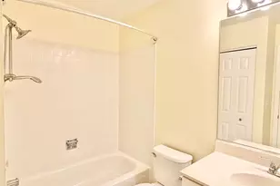 1329 Newport St, Mundelein, IL 60060 - Photo 22