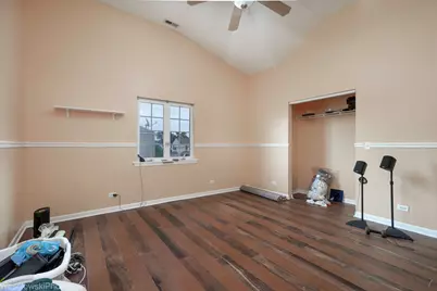 7305 W Foster Avenue, Harwood Heights, IL 60706 - Photo 22
