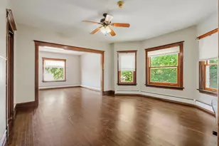 319 Chicago Ave, Oak Park, IL 60302 - Photo 4