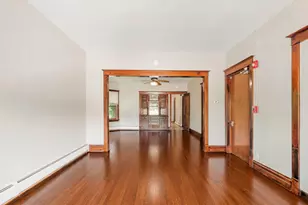 319 Chicago Ave, Oak Park, IL 60302 - Photo 2