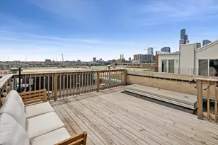 1341 S Clark St, Chicago, IL 60605 - Photo 26