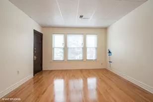 4124 N Campbell Ave, Chicago, IL 60618 - Photo 2