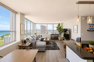 655 W Irving Park Rd, Chicago, IL 60613 - Photo 8