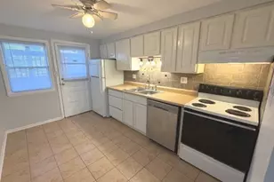1030 W 18th St, Broadview, IL 60155 - Photo 12