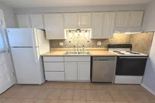 1030 W 18th St, Broadview, IL 60155 - Photo 14