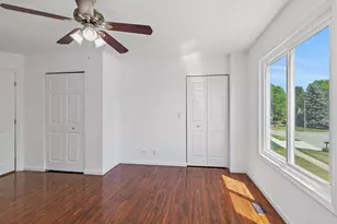 1 Marie Ct, South Elgin, IL 60177 - Photo 14