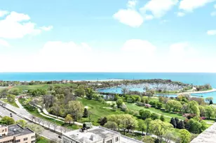 4170 N Marine Dr, Chicago, IL 60613 - Photo 18