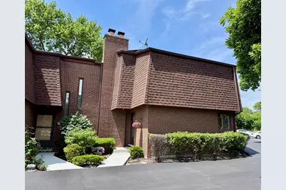 414 S Dee Road, Park Ridge, IL 60068 - Photo 1