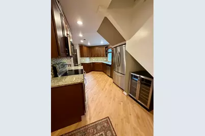 414 S Dee Road, Park Ridge, IL 60068 - Photo 2